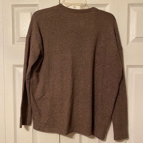 American Eagle Outfitters Sweater Cardigan - Picture 2 of 3